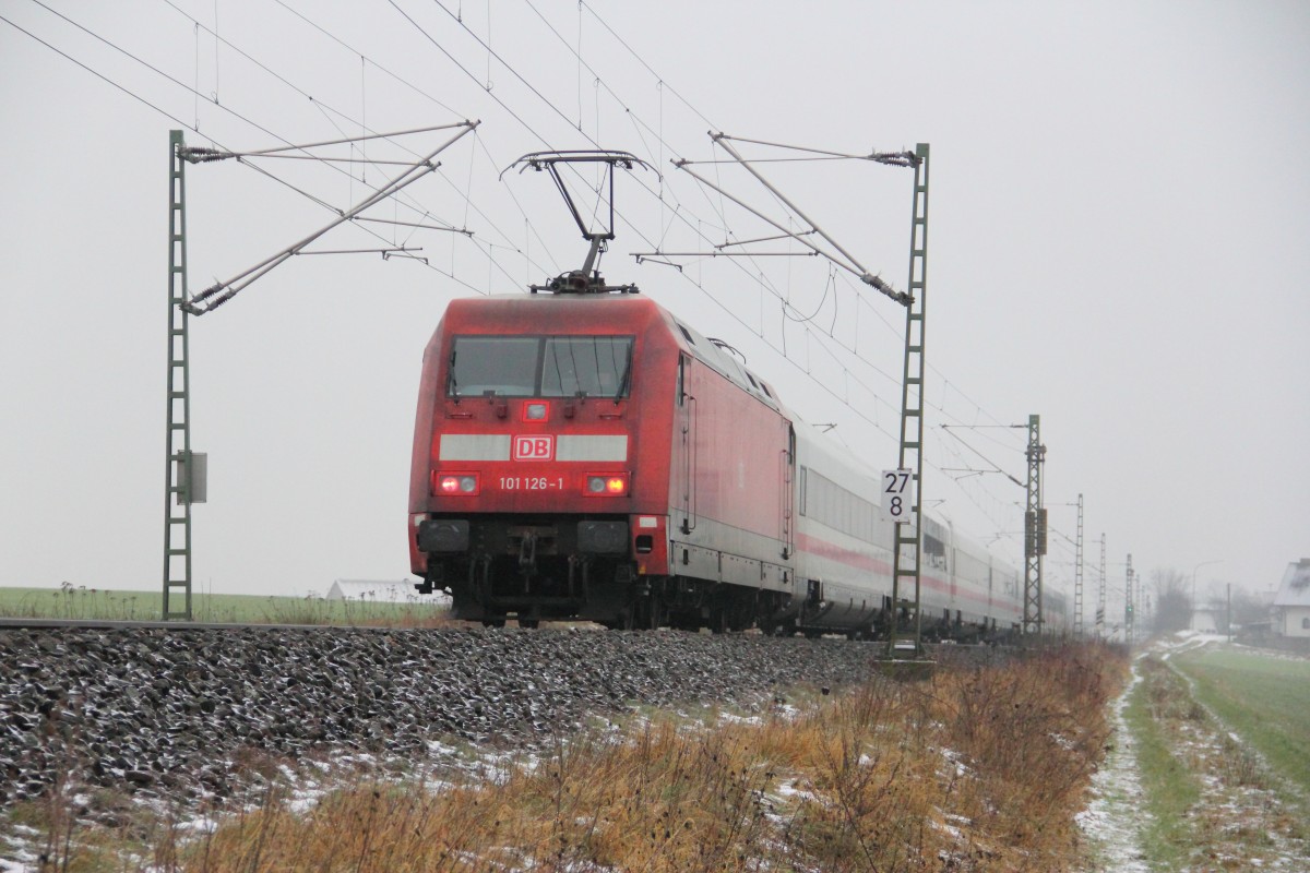 101 126-1 DB bei Reundorf am 07.01.2015.