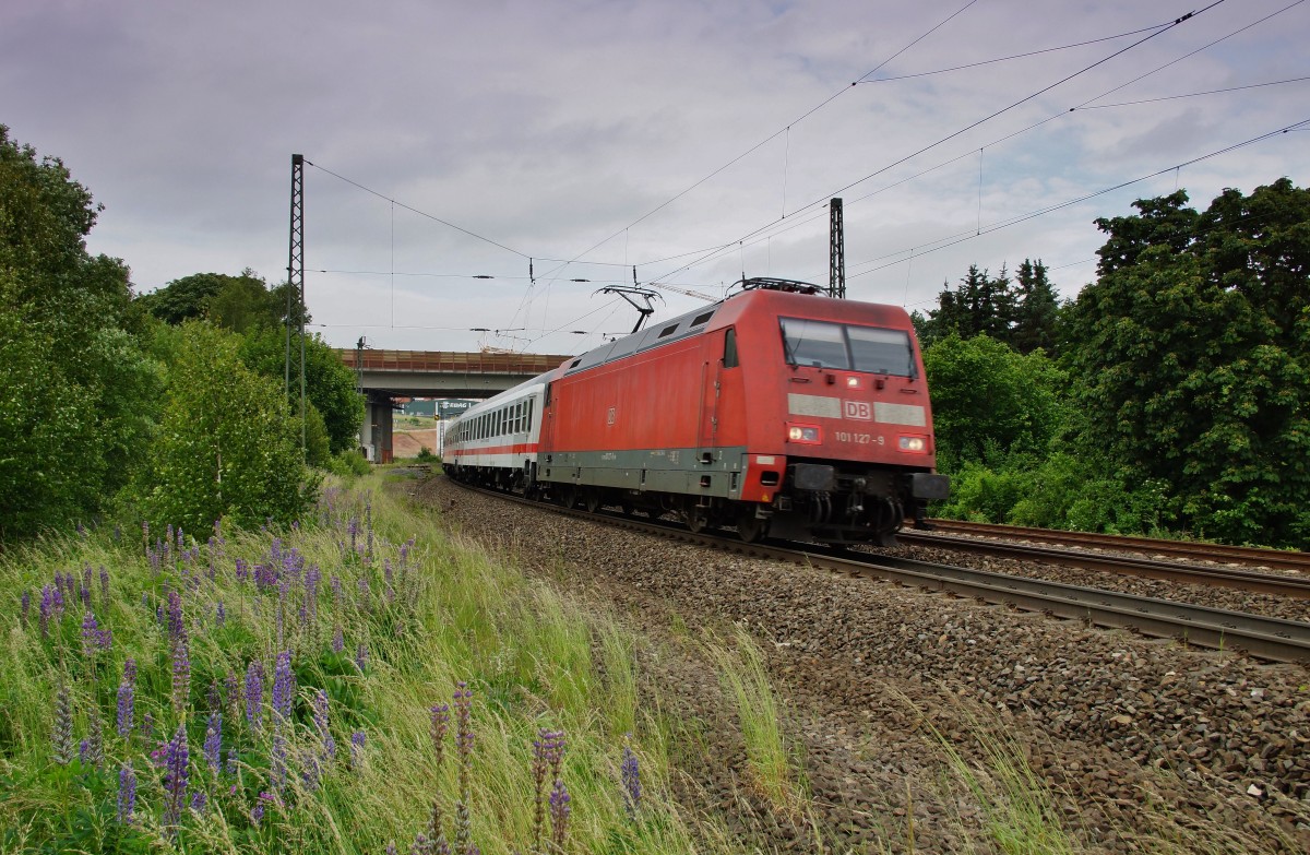101 127-9 mit Fahrziel Leipzig abgelichtet bei Fulda am 10.06.15.