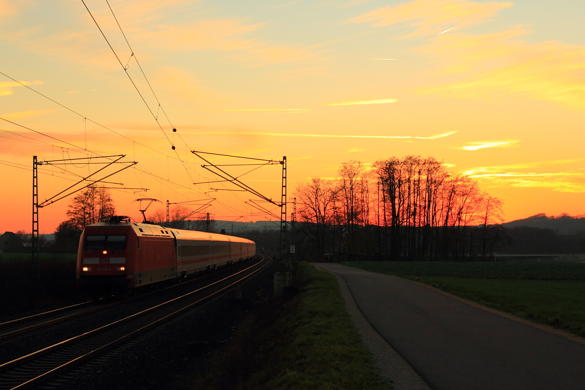101 130-3 DB bei Bad Staffelstein am 07.12.2015.