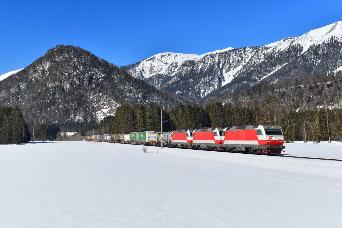 1014 004 + 1014 003 + 1014 010 mit TEC 96816 am 17.02.2019 bei Roßleithen. 