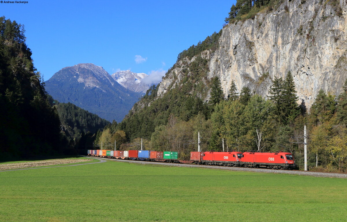 1016 002 und 1016 030 mit dem 59448(Wolfurt-Waltershof Dradenau) bei Roppen 16.10.21