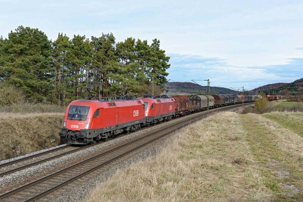 1016 008 und 1016 049 mit EZ 44910 bei Darshofen Richtung Nürnberg, 22.02.2020