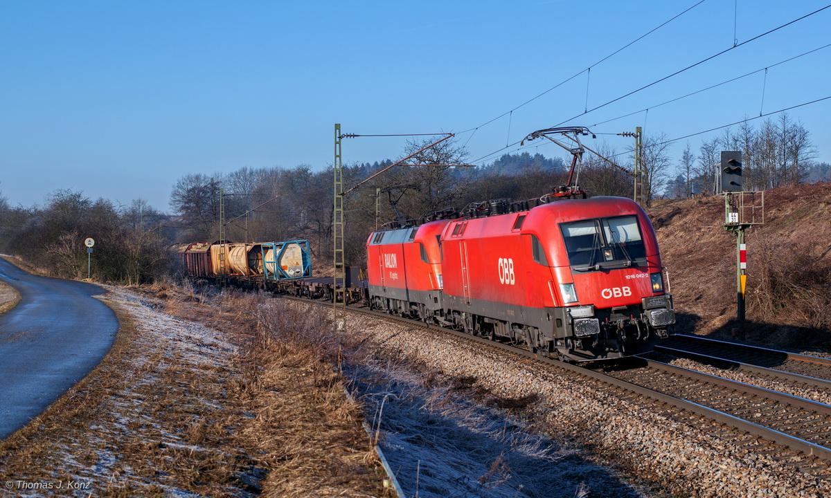 1016 042-2 - Pölling - 09.02.2011 