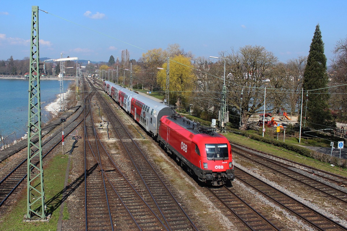 1016 047 mit dem REX 5586 aus Bludenz (B) bei der Einfahrt in den Endbahnhof Lindau Hauptbahnhof (L); am 28.03.2014