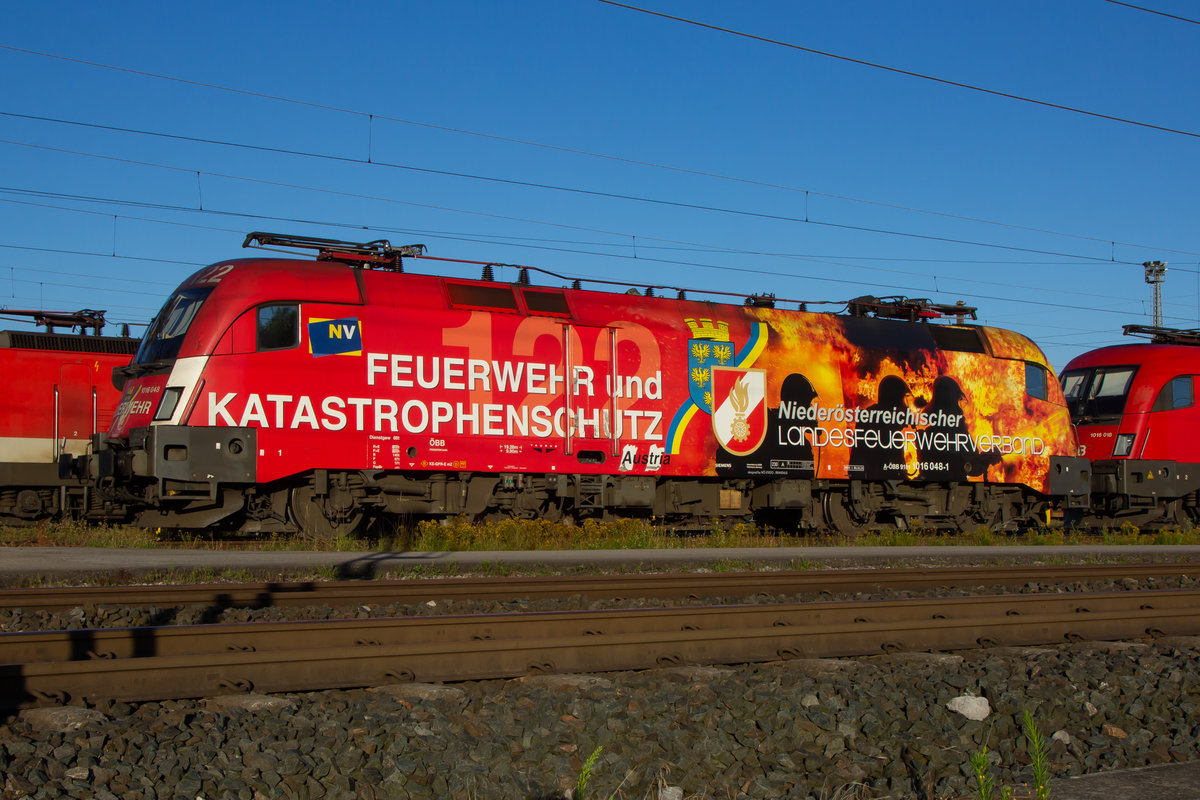 1016 048-0 als Feuerwehrtaurus in Wolfurt Gbf. 8.7.20