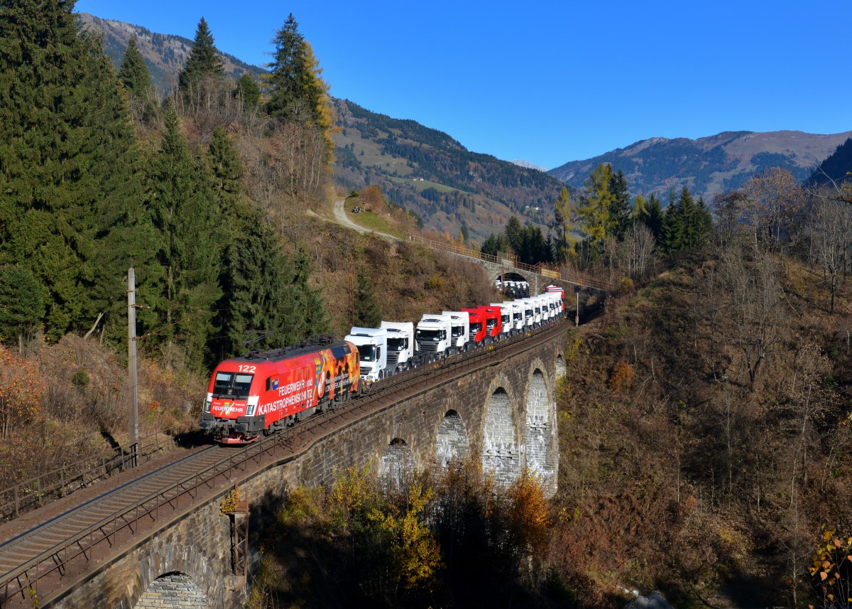 1016 048 mit einer Rola am 03.11.2015 bei Bad Hofgastein. 