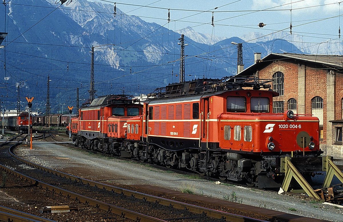 1020 004 + 032  Innsbruck  19.08.92