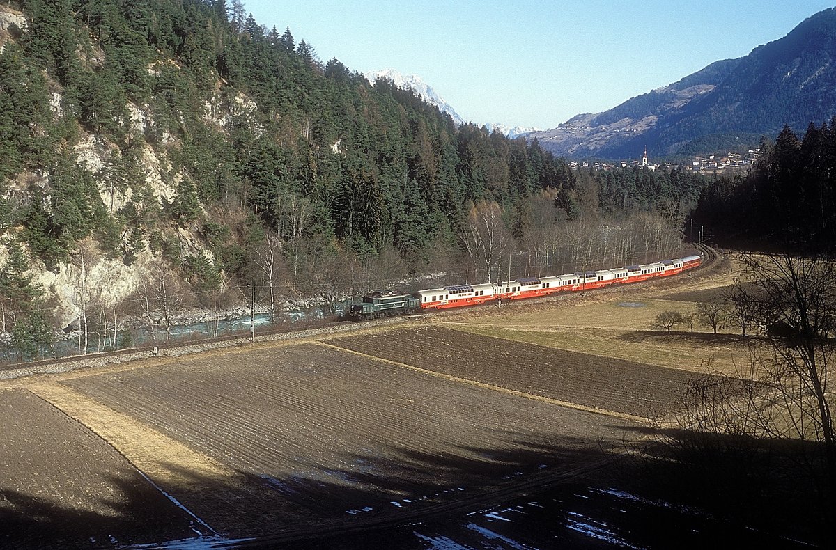 1020 027  bei Roppen  14.02.93