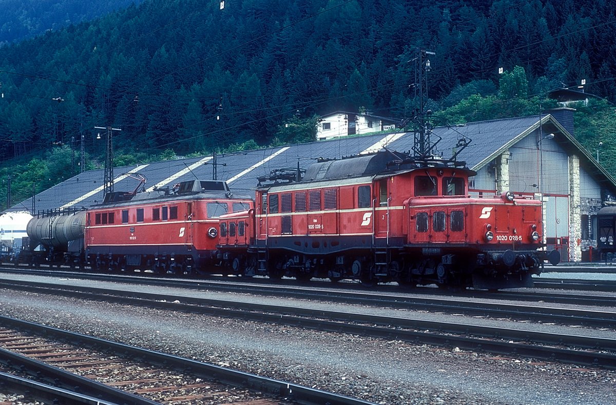 1020 028 + 1110 522  Landeck  19.09.86