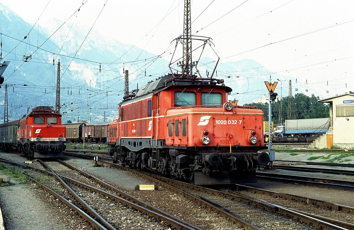 1020 032 + 1020 003  Innsbruck  24.08.92