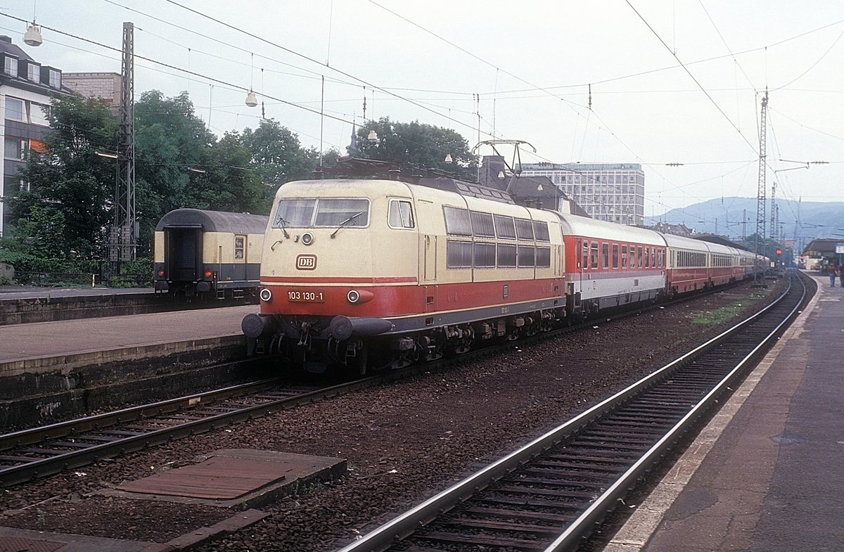 103 130  Koblenz Hbf  27.06.90 