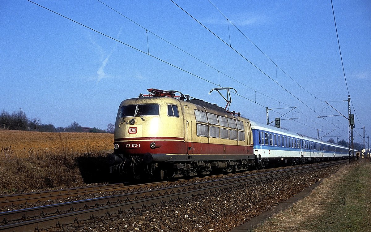 103 173  bei Ebersbach ( Fils )  24.02.92