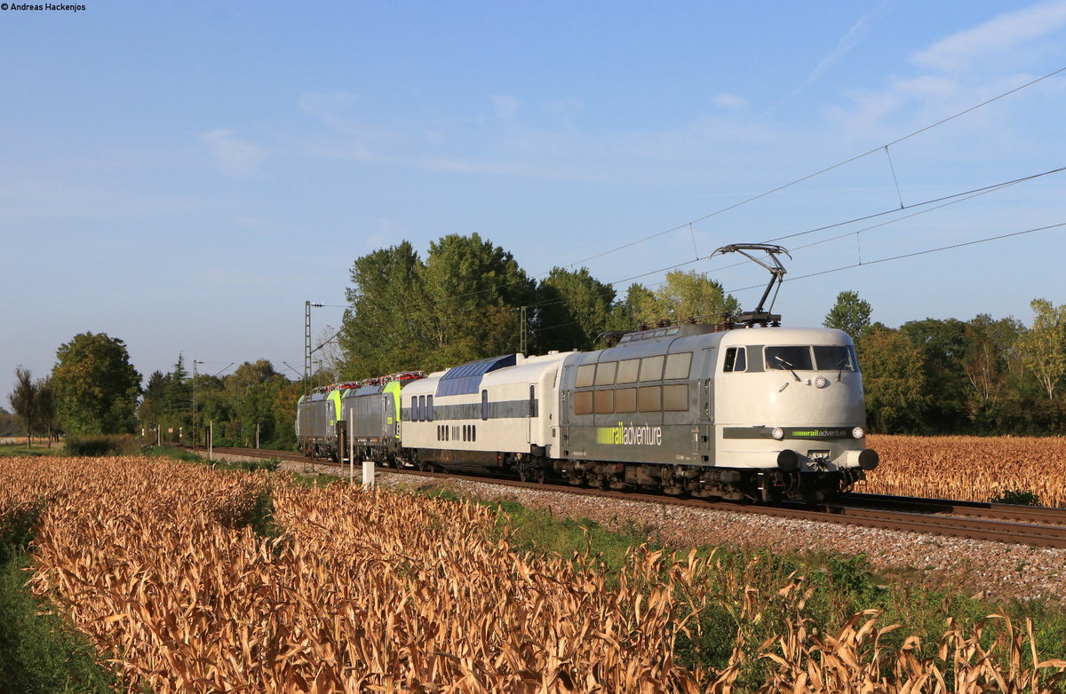 103 222-6; 475 418-0 und 475 419-0 (beide am Zugschluss) mit dem DLr 62296 (München Hbf-Basel Bad Bf) bei Riegel 20.9.20