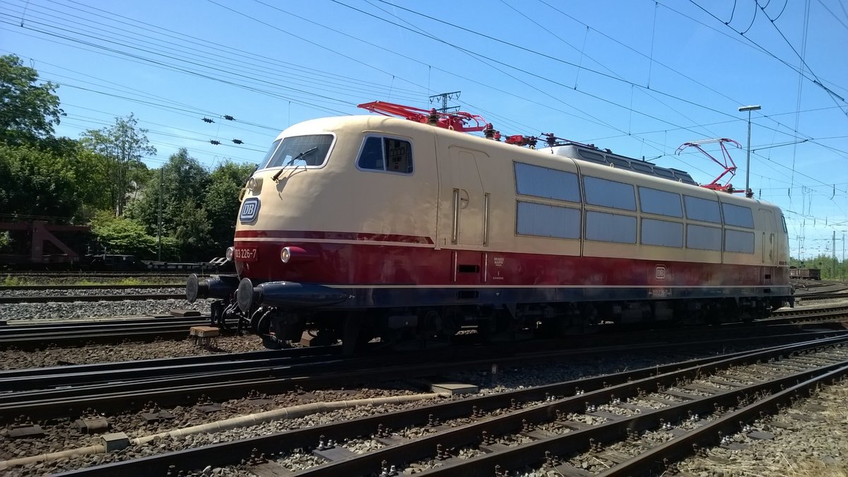 103 226-7 zu Gast beim Sommerfest des DB Museums Koblenz-Lützel am 14.06.2015