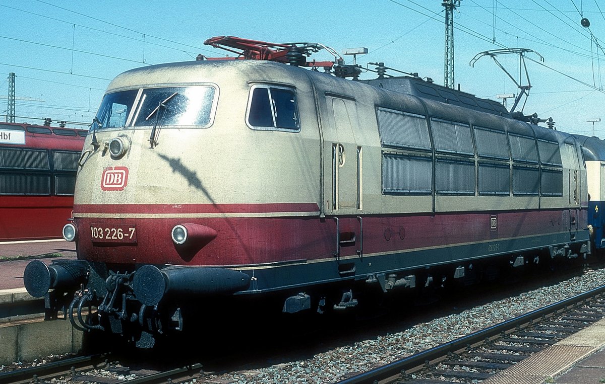 103 226  Dortmund Hbf  29.06.93