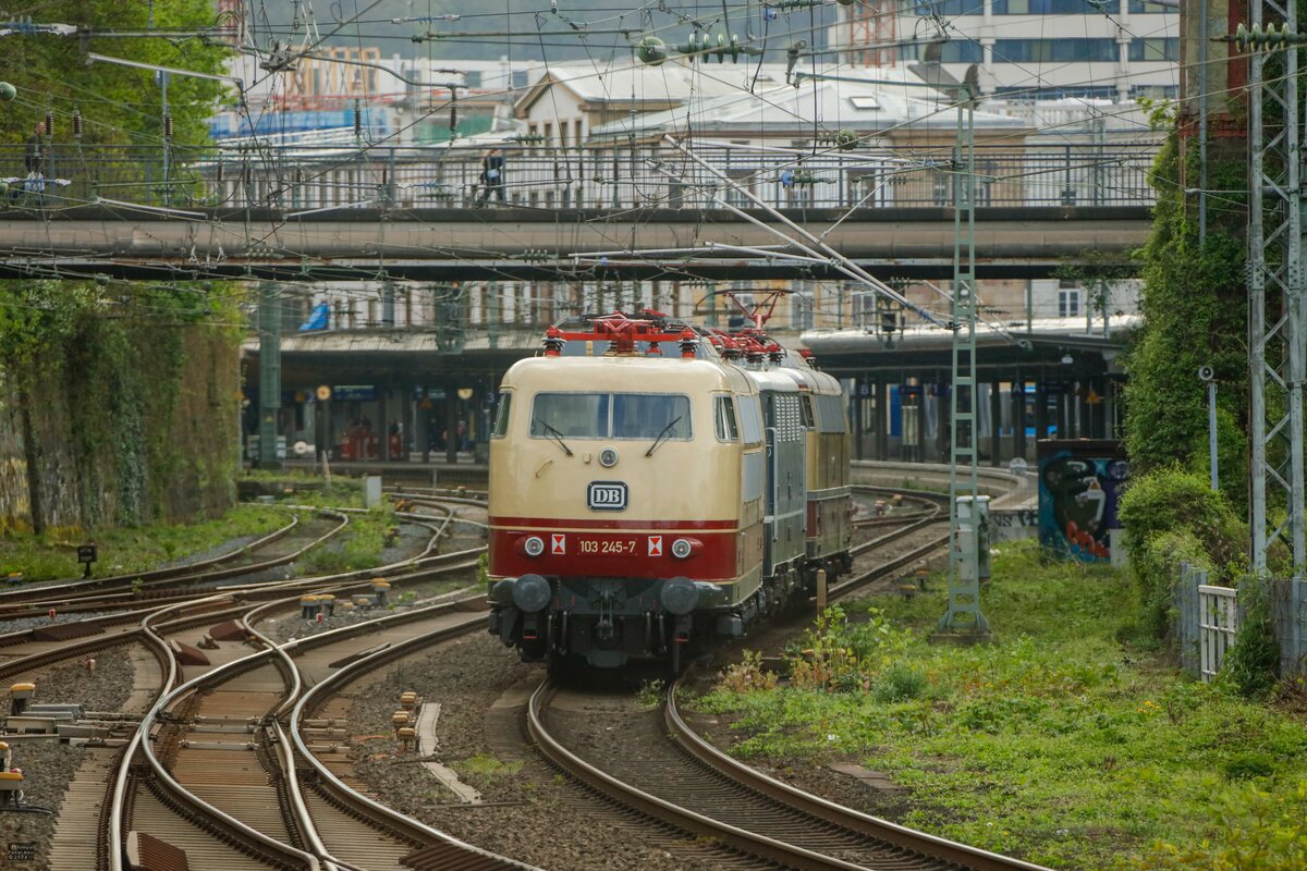 103 245-7 DB in Wuppertal, am 12.04.2024.