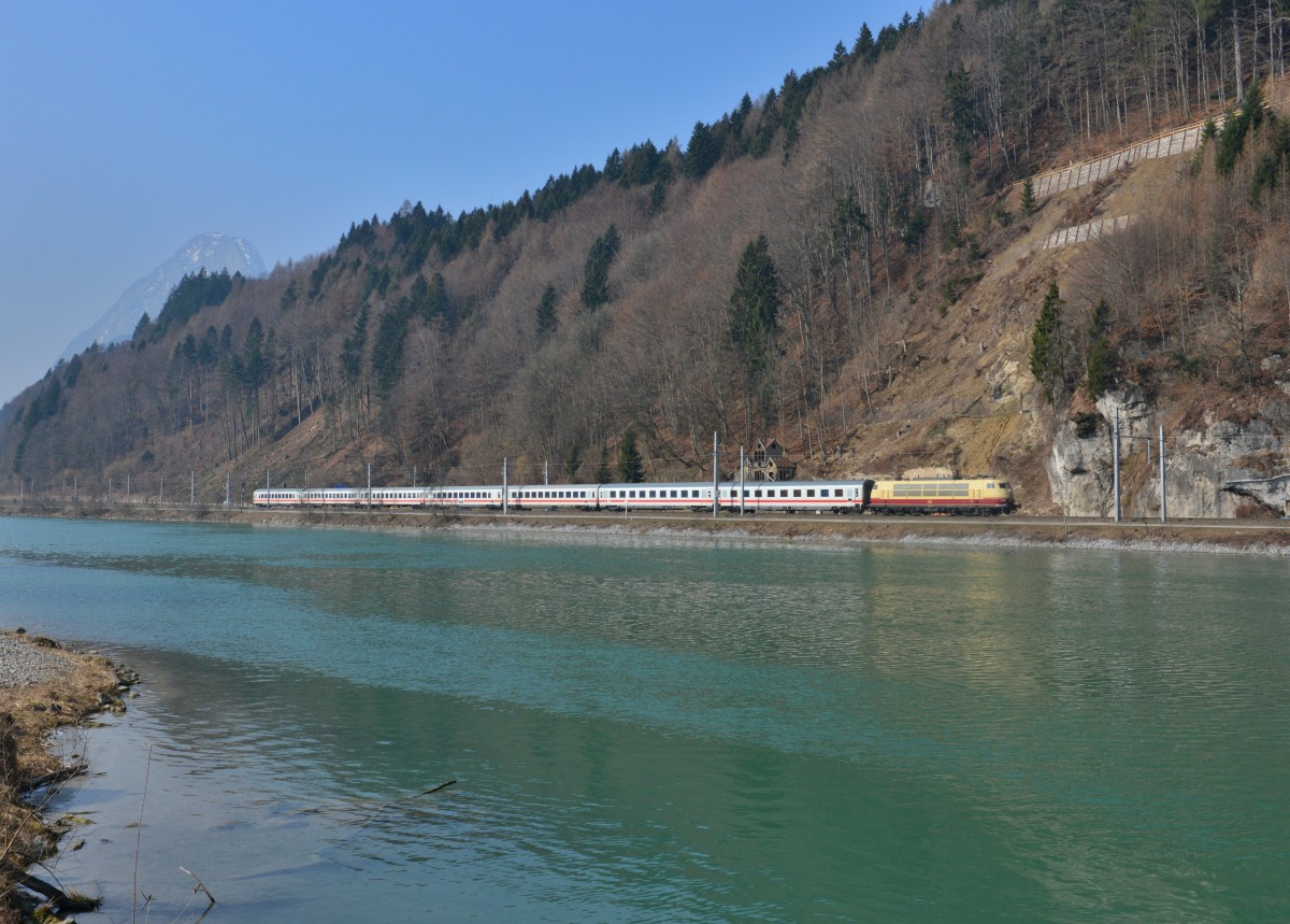 103 245 mit IC 1280 am 14.03.2015 bei Kufstein. 