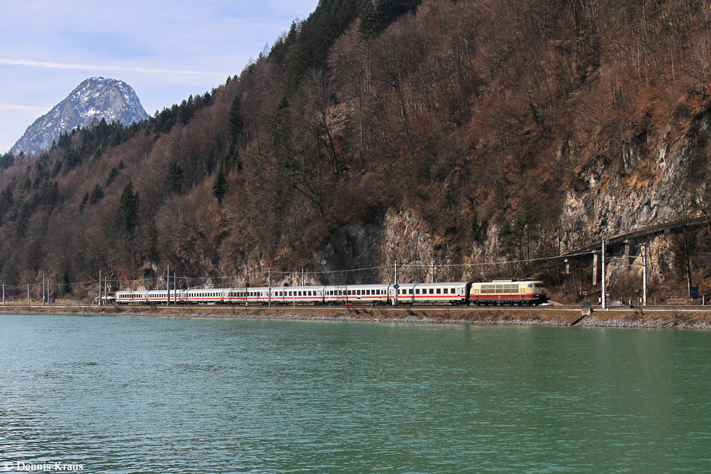 103 245 mit IC 1284 am 08.03.2015 zwischen Kufstein und Kiefersfelden.