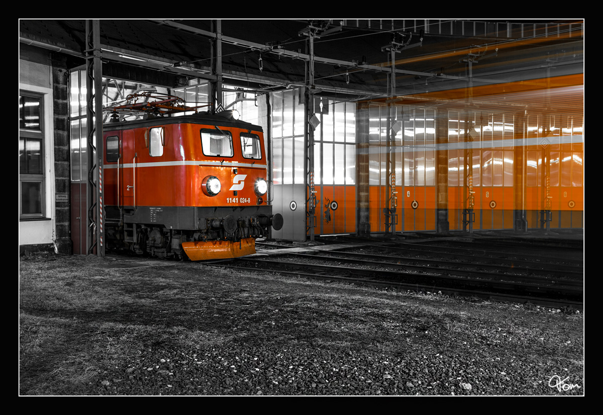 1041 202 von Rail Professionals Stütz im Rundlokschuppen in Knittelfeld.24_2_2017