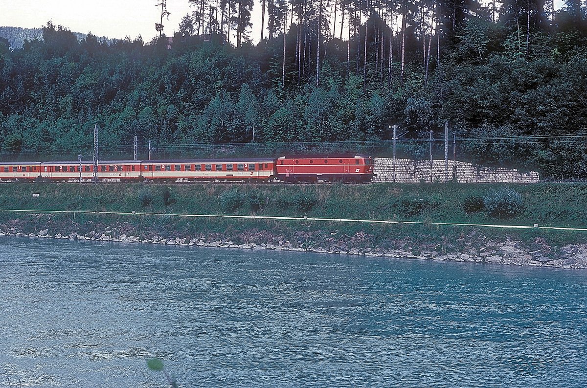 1044 072  bei Villach  06.09.85