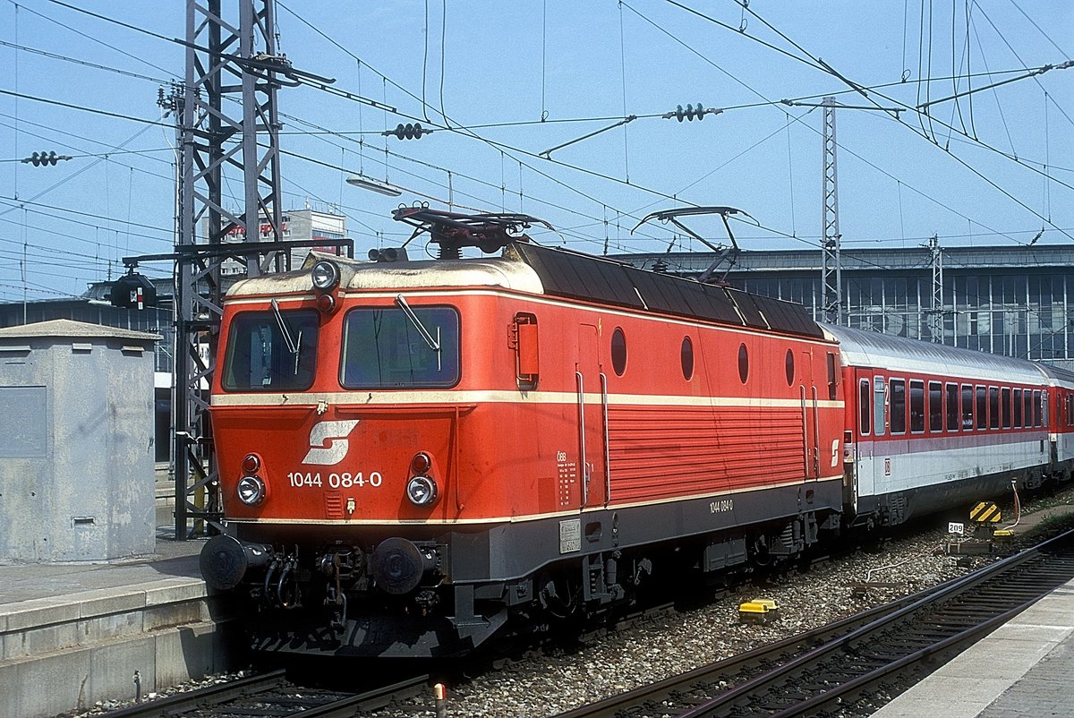 1044 084  München Hbf  02.05.99