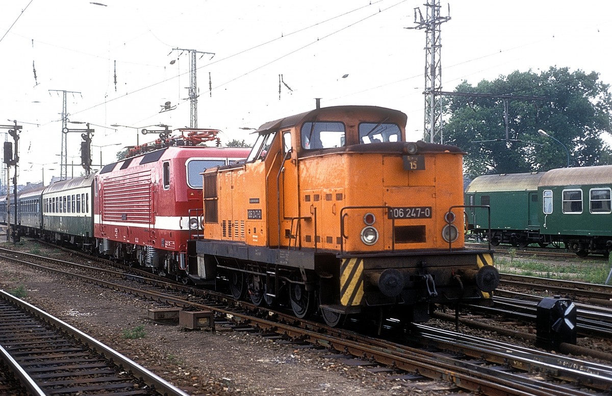 106 247 + 243 607  Stralsund  31.08.90