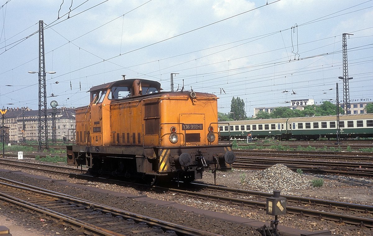 106 998  Dresden - Neustadt  17.05.90