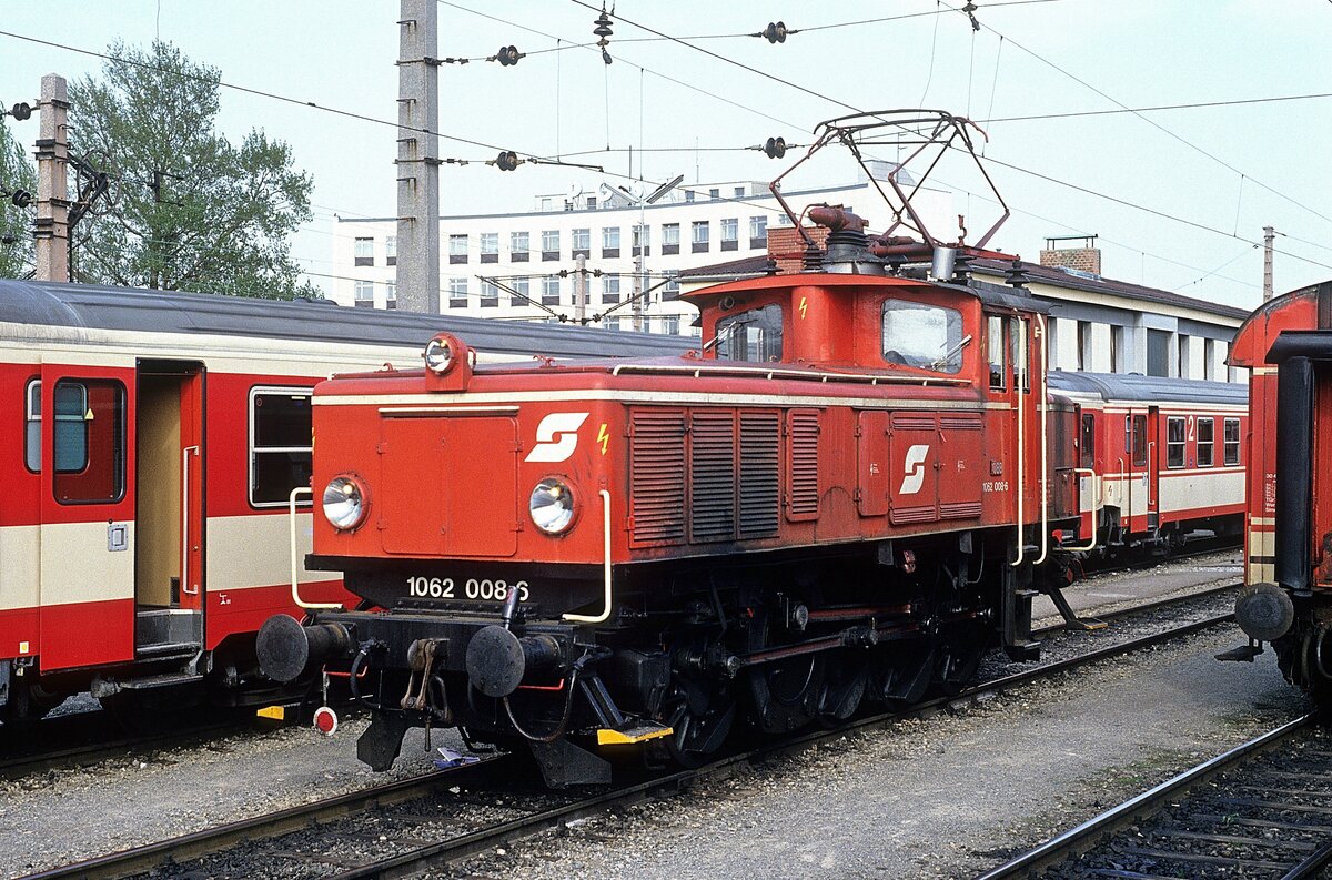 1062 008  Wien - Süd  25.04.92