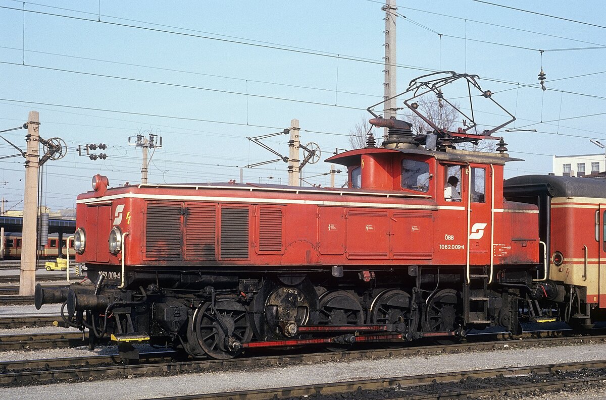 1062 009  Wien - Süd  13.02.92
