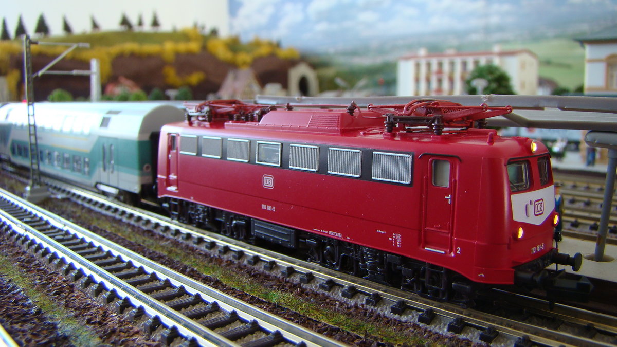 110 181 DB AG von Hobbytrain auf meiner Anlage 23.09.2016, Epoche V