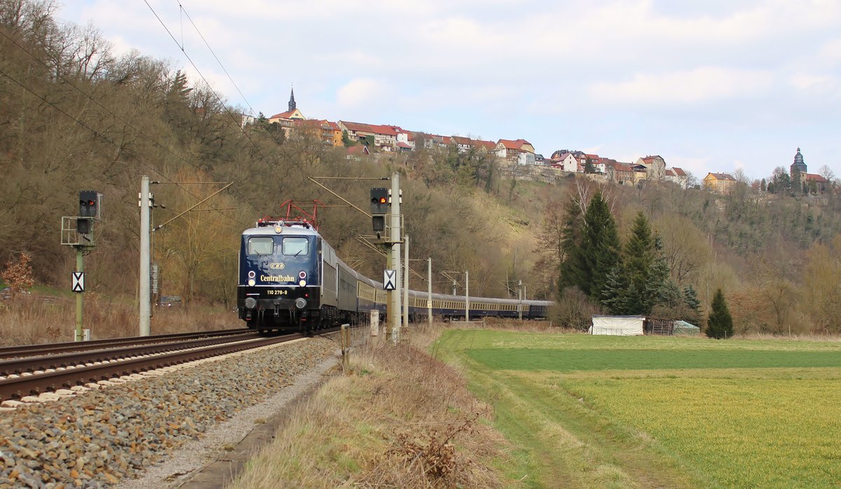 110 278 (Centralbahn) mit DLr 89166 von Aue nach Regensburg zu sehen am 02.04.18 in Orlamünde.