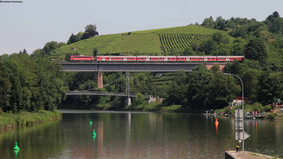 110 446-2 mit dem RE 19000 (Tbingen Hbf-Stuttgart Hbf) bei Marbach 13.7.13