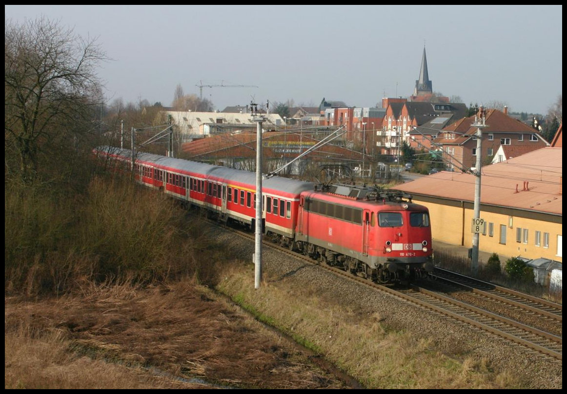 110470 ist hier in Hasbergen am 18.2.2007 um 11.38 Uhr mit dem RB aus Münster auf dem Weg nach Osnabrück.