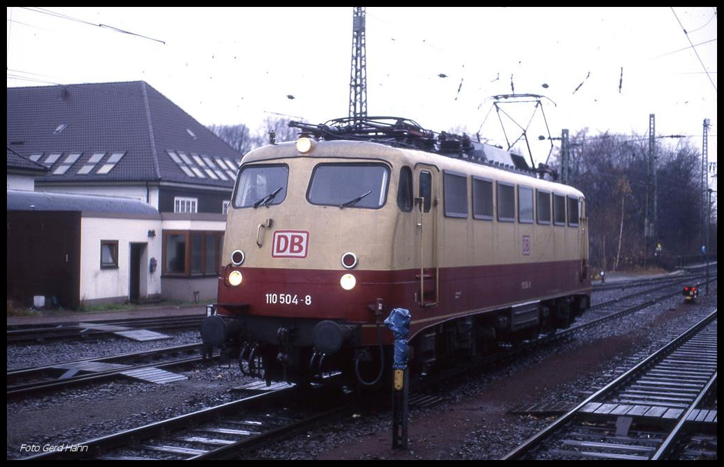 110504 am 6.12.1997 im HBF Bremen.