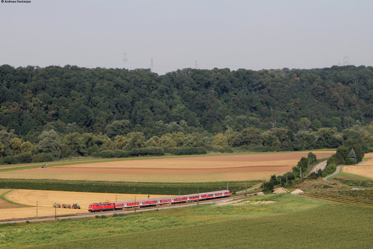 111 *** mit der RB 19167 (Lauda-Stuttgart Hbf) bei Kirchheim 16.8.16