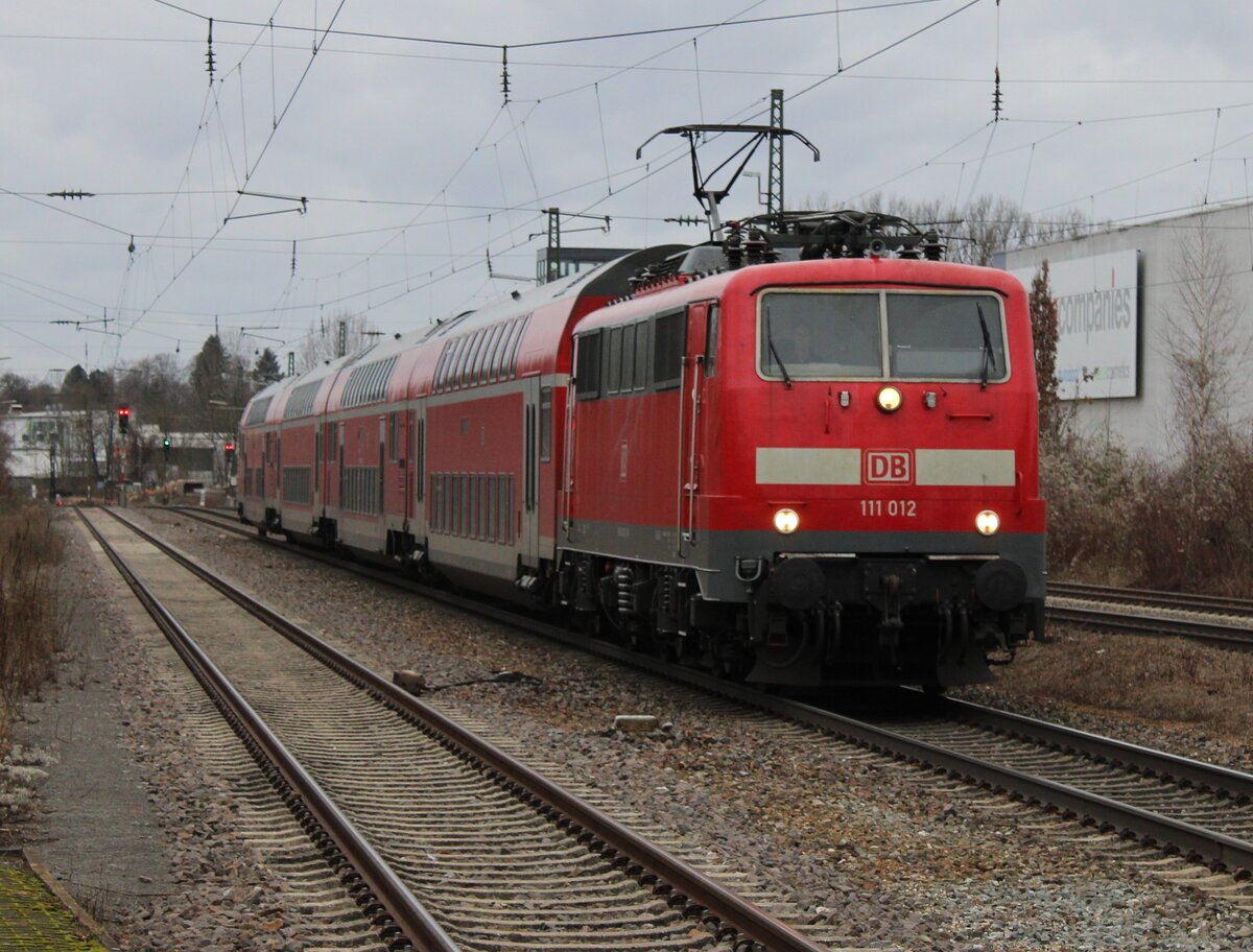 111 012 Durchfahrt BF Eislingen 3.1.2022 Fahrtrichtung STuttgart - Ulm