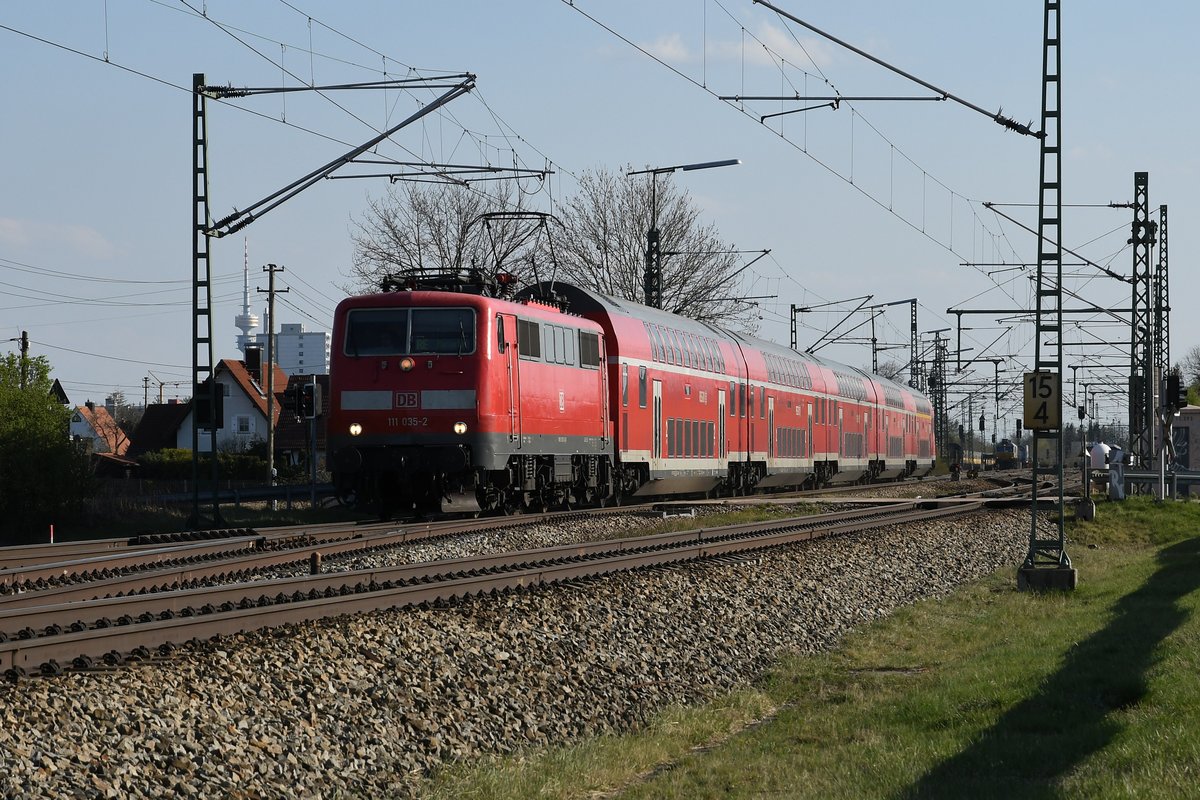 111 035 am 11.04.20 bei München-Feldmoching