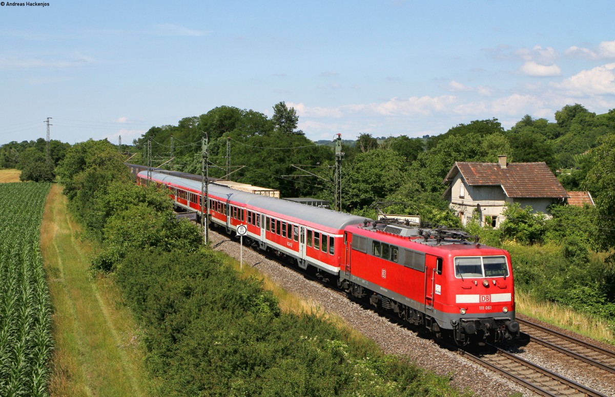 111 061-8 mit der RB 26571 (Offenburg-Basel Bad Bf9 bei Müllheim 24.6.15