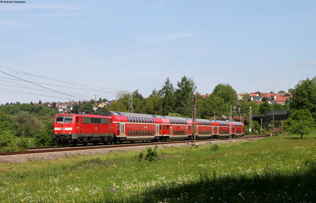 111 076-6 mit dem RE 22033 (Stuttgart Hbf-Tübingen Hbf) bei Kirchentellinsfurt 23.5.19