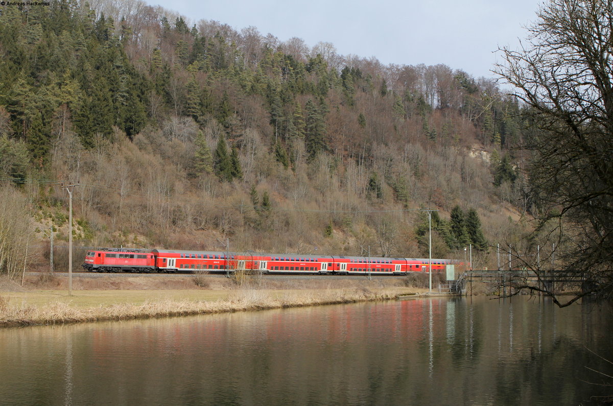 111 079-0 mit dem RE 19035 (Stutttgart Hbf-Singen(Htw)) bei Talhausen 19.2.17