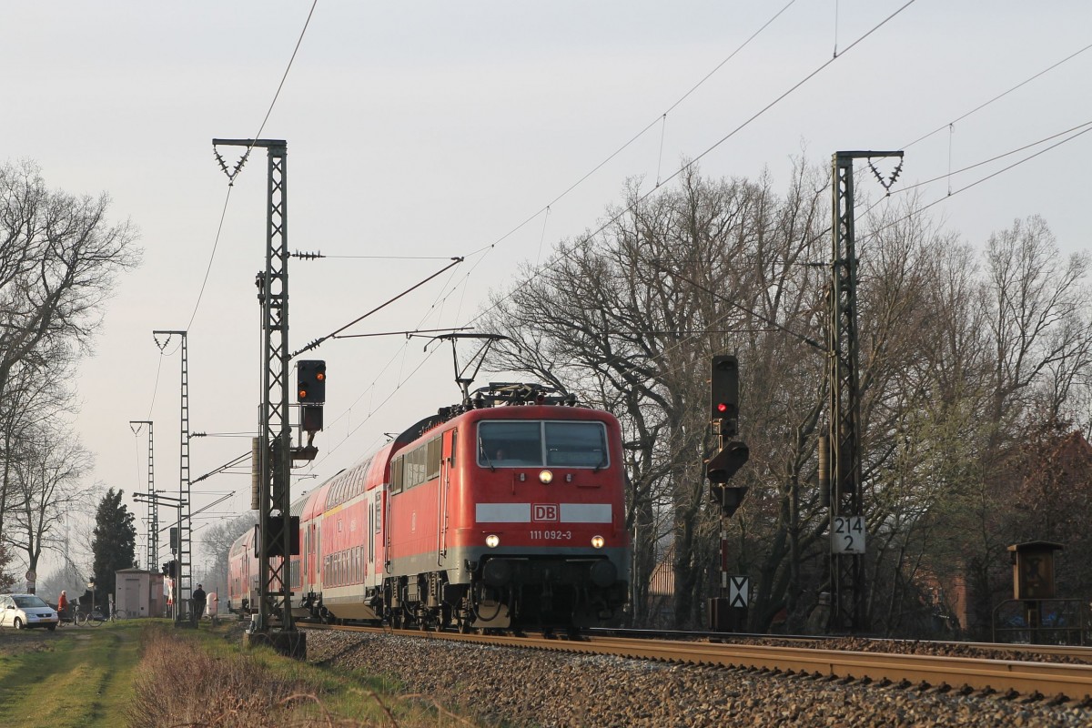 111 092-3 mit RE 14123 Emden Hauptbahnhof-Münster Hauptbahnhof bei Salzbergen am 14-3-2014.
