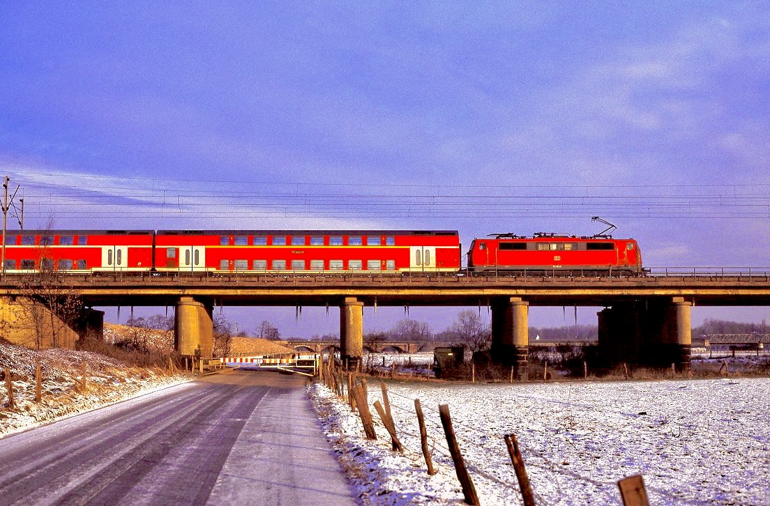 111 123, Duisburg Kaiserberg, 01.02.03.
