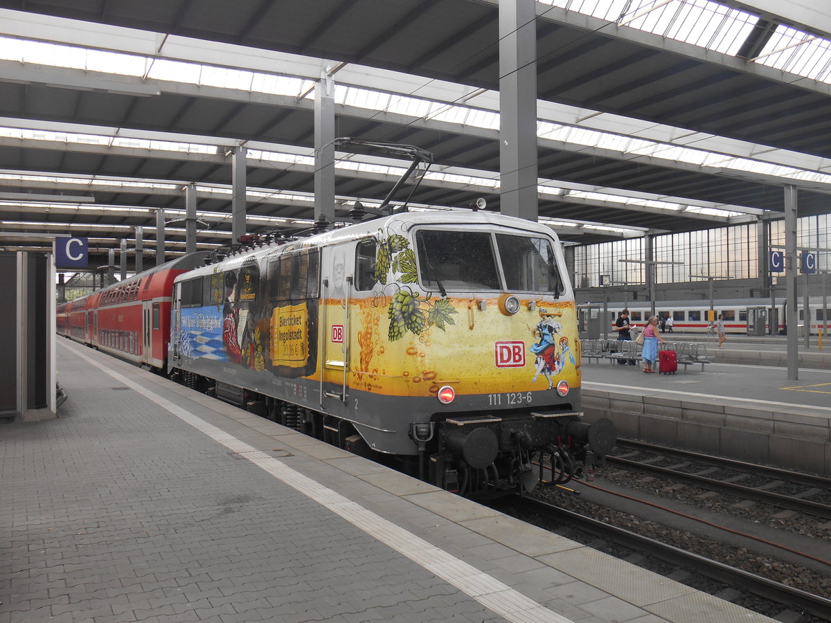 111 123 mit RE nach treuchtlingen in München HBF. 10.7.2016