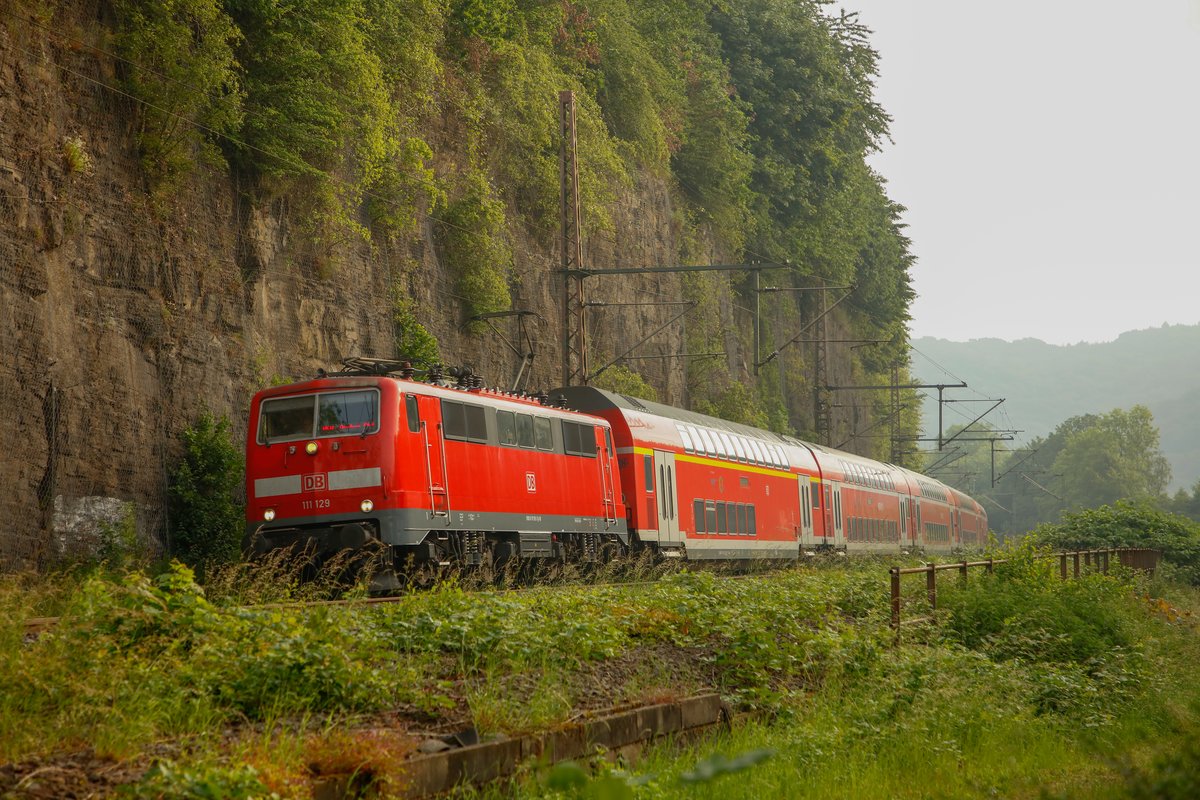 111 129 DB mit RE4 in Ennepetal, am 15.06.2019.