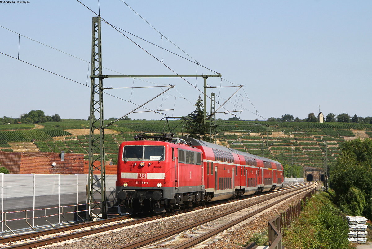 111 138-4 mit dem RE 19055 (Würzburg Hbf-Stuttgart Hbf) in Kirchheim 18.7.18