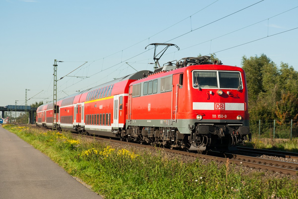 111 150-9 in Meerbusch-Osterath am 02.10.2015. Viele grüße an den Tf :-)