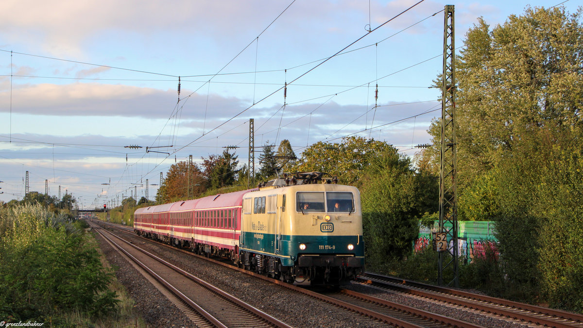 111-174 zog am 4.10.2020 den Müller-Tanzzug in Richtung Köln.


Angermund, 4.10.2020