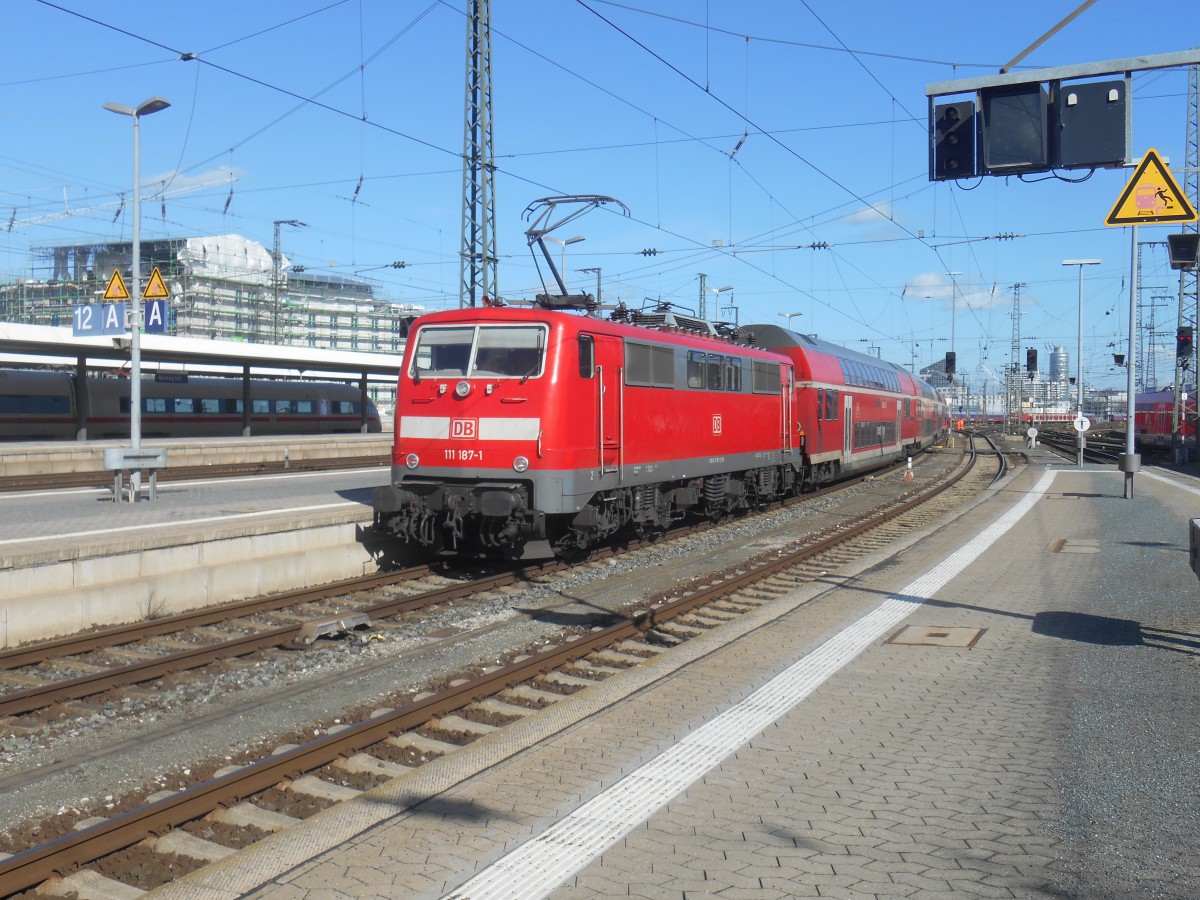 111 187 mit RE nach München HBF in Nürnberg HBF. 3.3.2015
