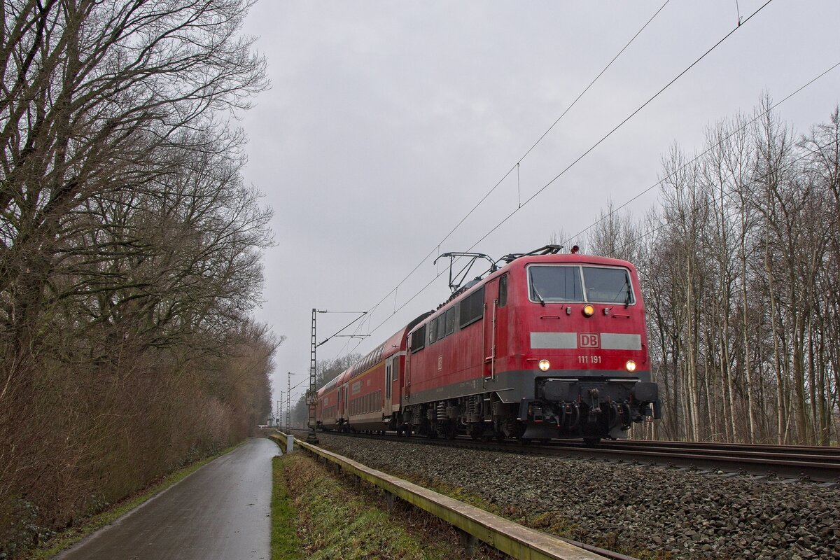 111 191 im Ersatzverkehr auf der Linie RE 11 in Unna-Mühlhausen (23.01.2022)