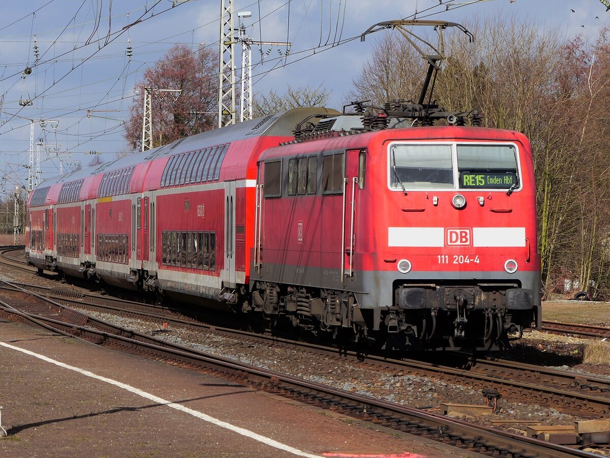 111 204 mit RE nach Emden verlässt Salzbergen, 02.03.15